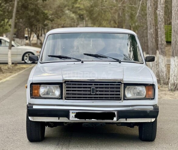 LADA (VAZ) 2107-1