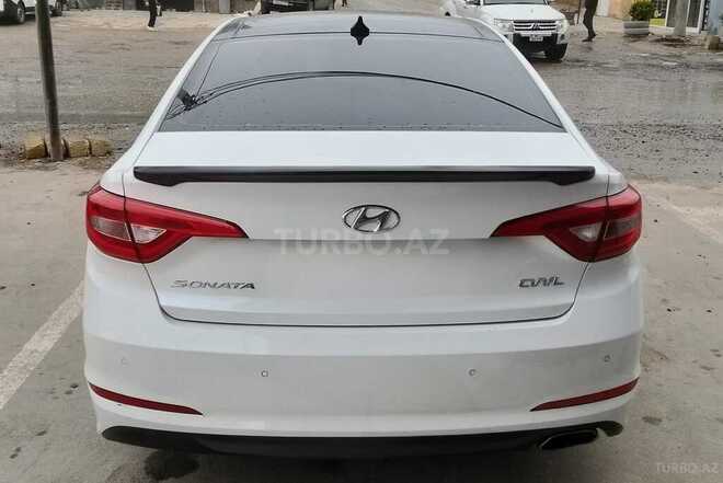 Hyundai Sonata-2
