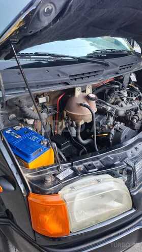 Ford Transit-17