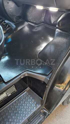 Ford Transit-8