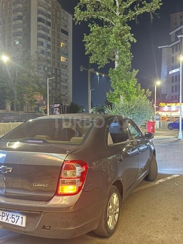 Chevrolet Cobalt-9