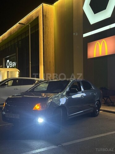 Chevrolet Cobalt-8
