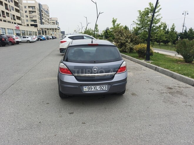 Opel Astra-2