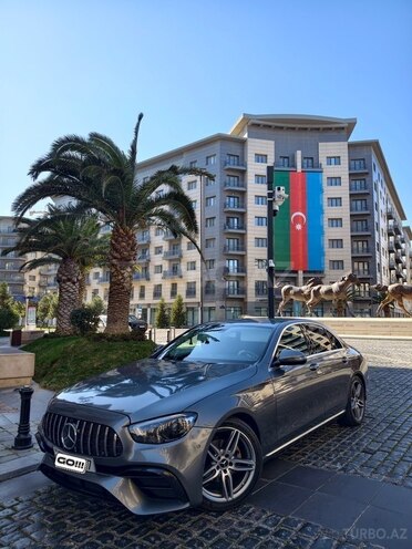 Mercedes E 220 d-4