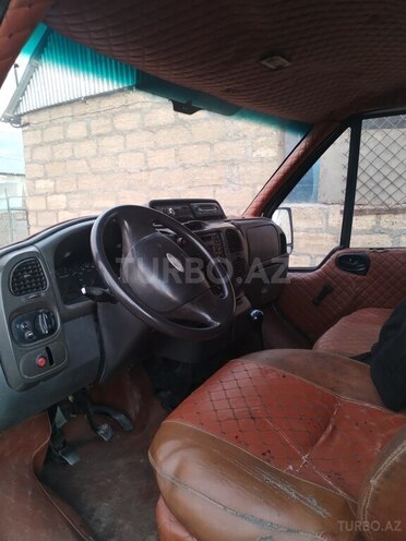 Ford Transit-3
