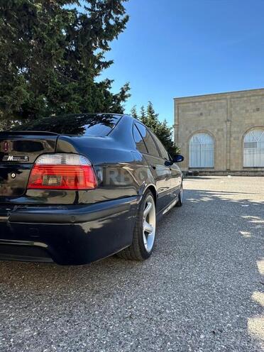 BMW 525-12