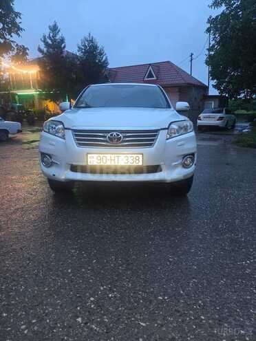 Toyota RAV4-2