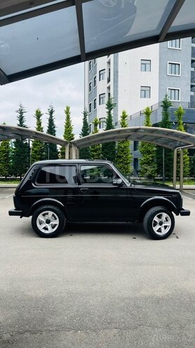 LADA (VAZ) Niva-2