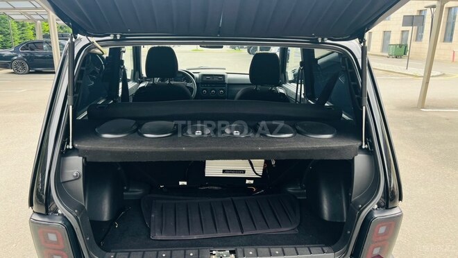 LADA (VAZ) Niva-13