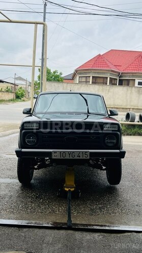 LADA (VAZ) Niva-8