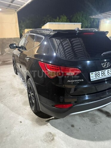 Hyundai Santa Fe-11