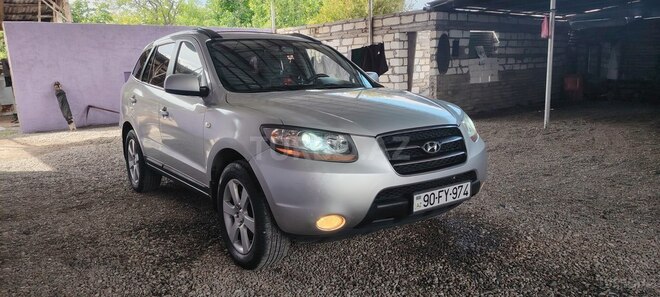 Hyundai Santa Fe-15