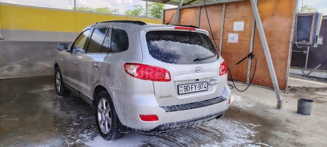 Hyundai Santa Fe-5