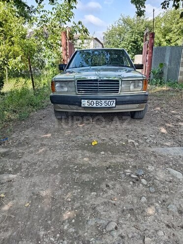 Mercedes 190-3