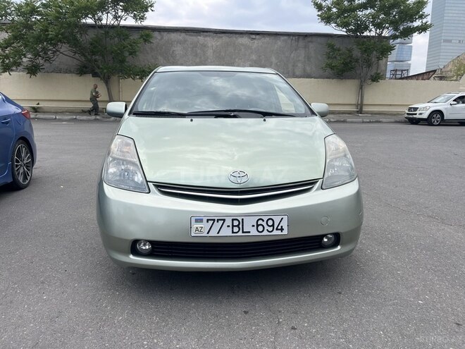Toyota Prius-1