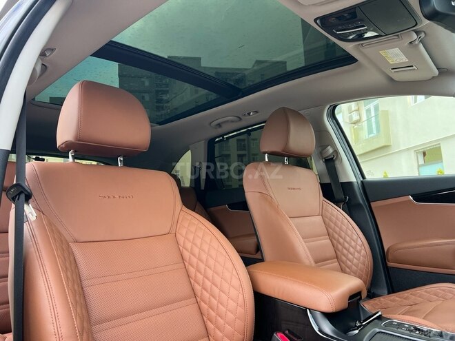 Kia Sorento-11