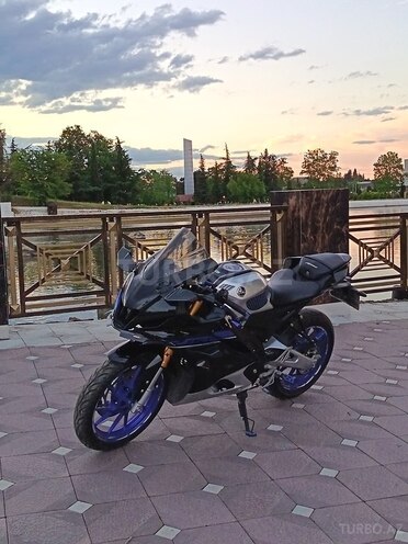 Yamaha R15M-5
