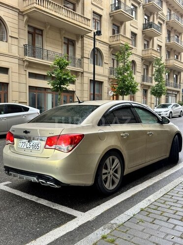 Chevrolet Cruze-15