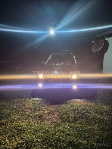 Ford Maverick-2