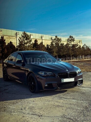 BMW 528-8