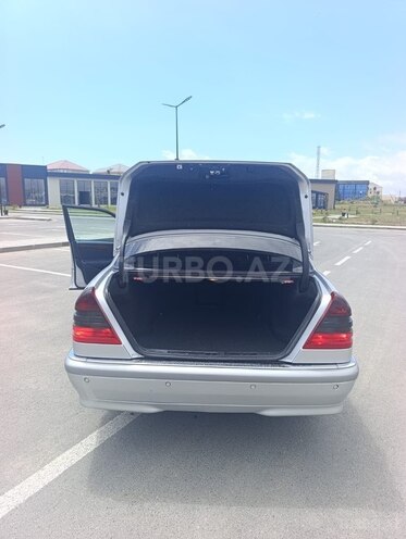 Mercedes C 200-6