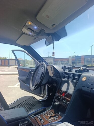 Mercedes C 200-7