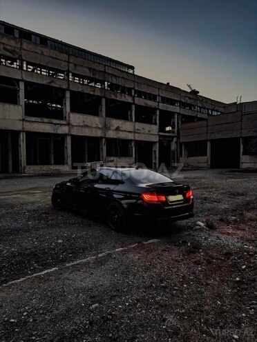 BMW 528-2
