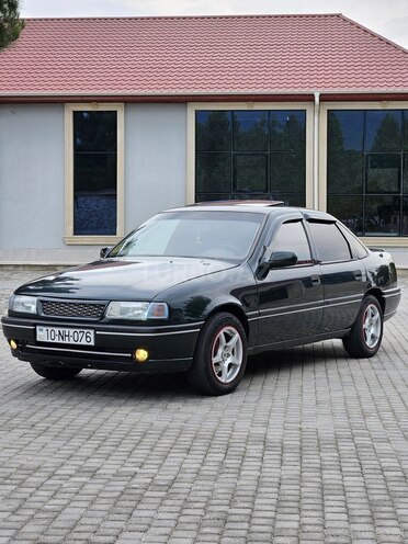 Opel Vectra-6