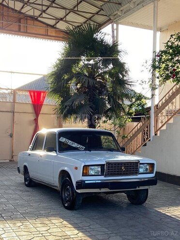 LADA (VAZ) 2107-5