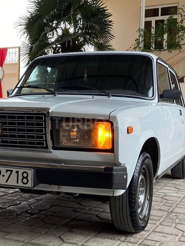 LADA (VAZ) 2107-15