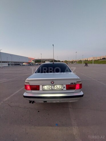 BMW 525-2