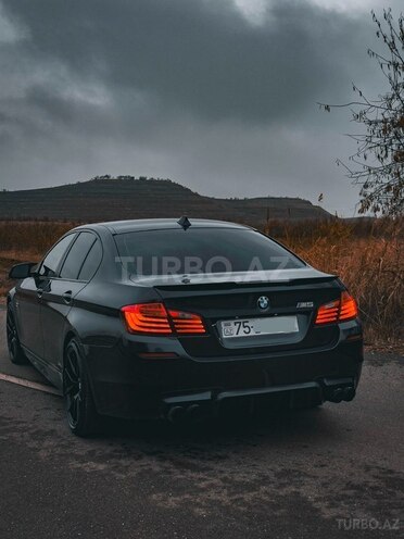 BMW 528-5