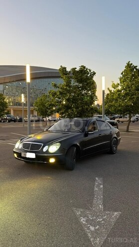 Mercedes E 220-3