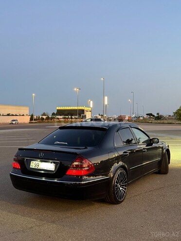 Mercedes E 220-9