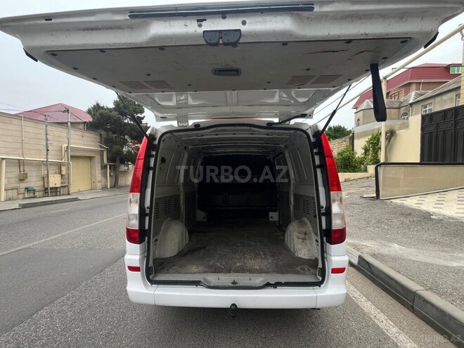 Mercedes Vito-8