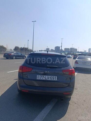 Kia Ceed-2