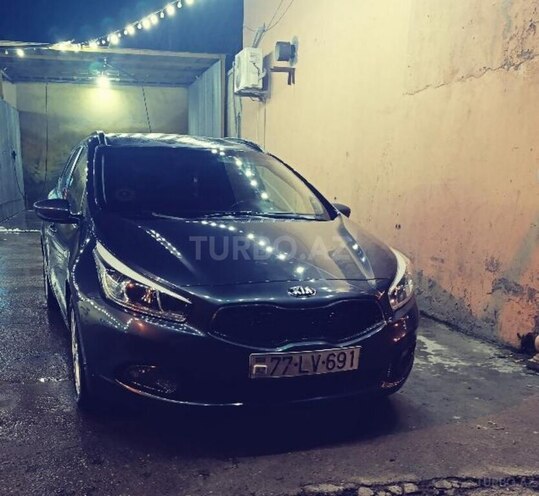 Kia Ceed-4