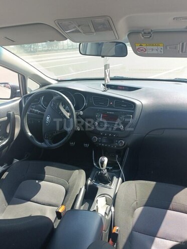 Kia Ceed-7
