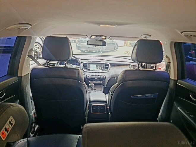 Kia Sorento-4