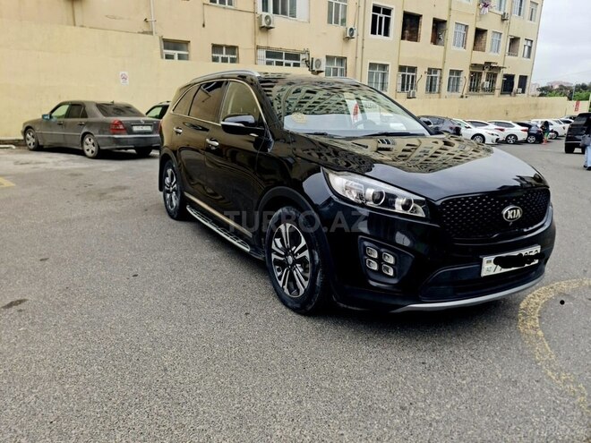 Kia Sorento-1
