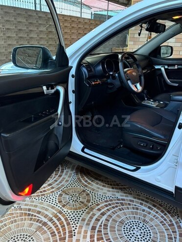 Kia Sorento-10