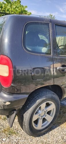 Chevrolet Niva-3