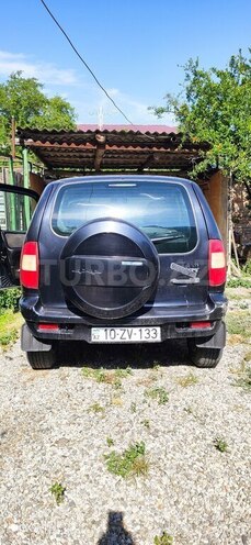 Chevrolet Niva-5
