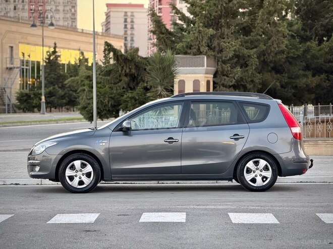 Hyundai i30-10