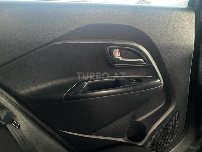 Kia Rio-14