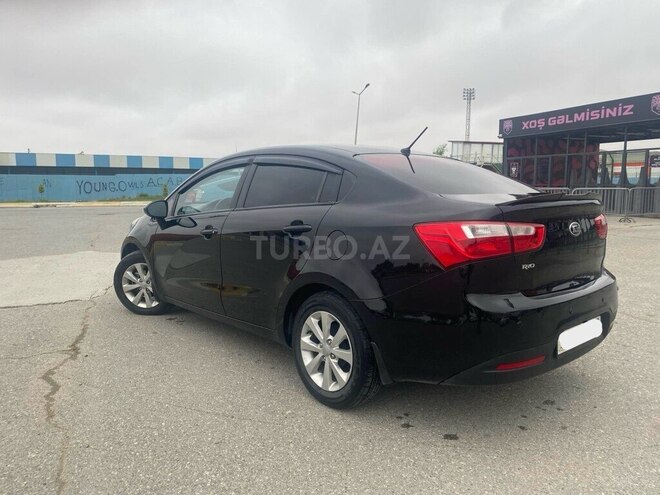 Kia Rio-4