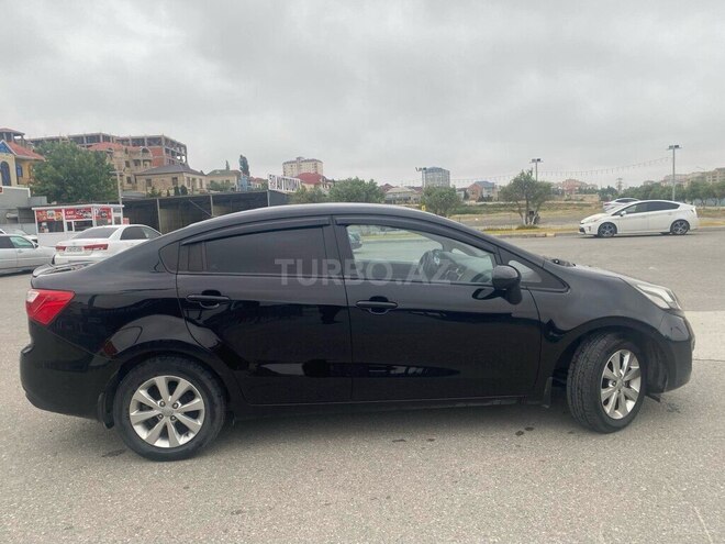 Kia Rio-7