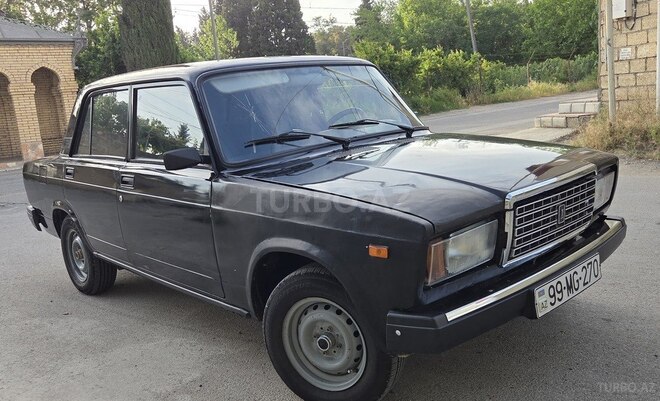 LADA (VAZ) 2107-2