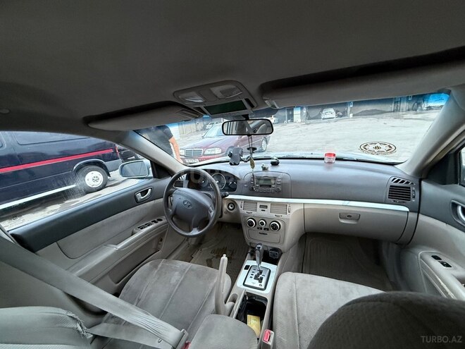 Hyundai Sonata-3