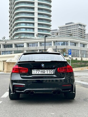 BMW 320-3